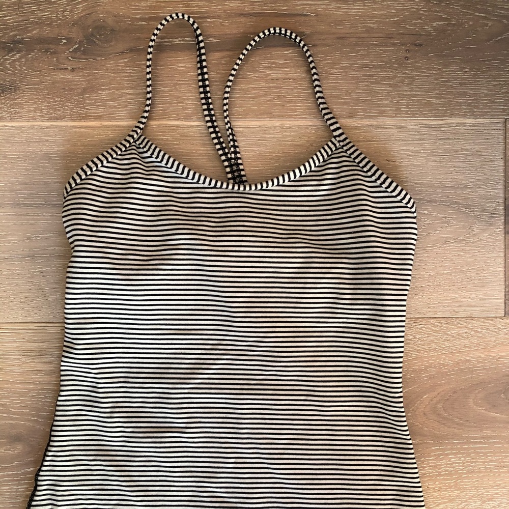 🍋lululemon power y tank
